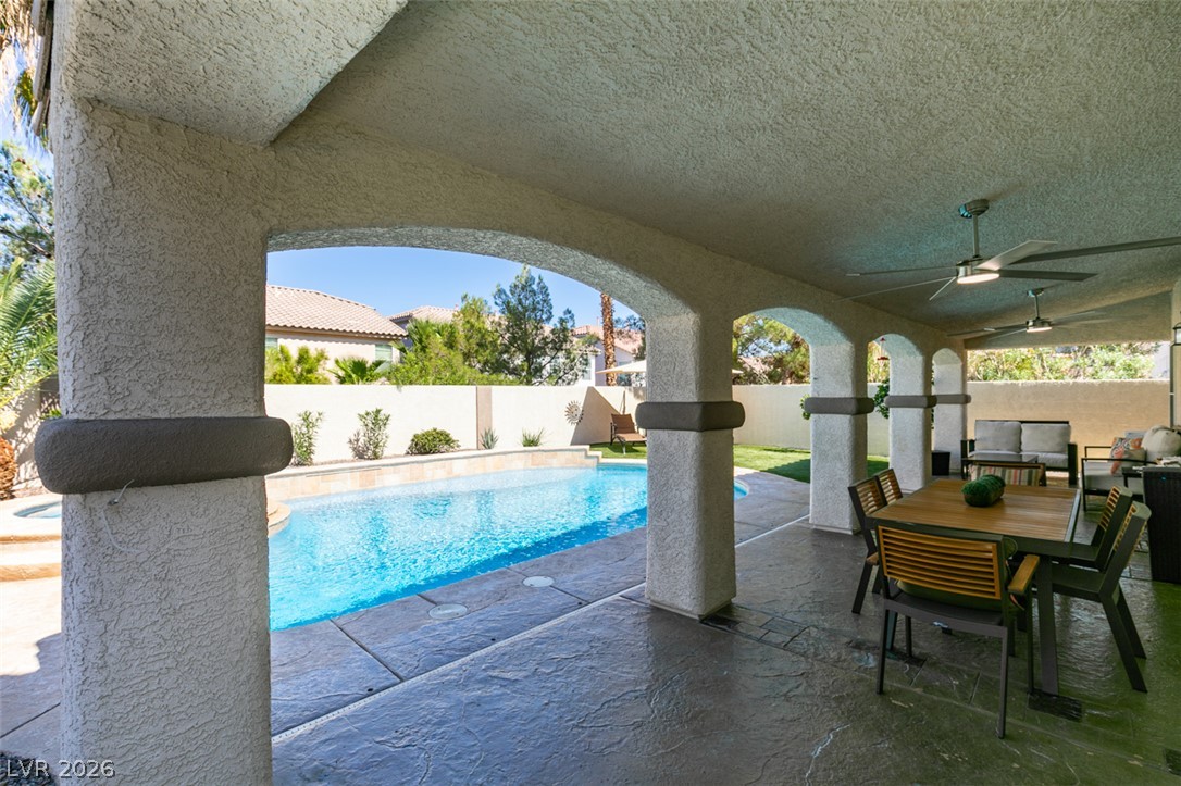 236 Fox Lake Avenue Las Vegas NV 89148