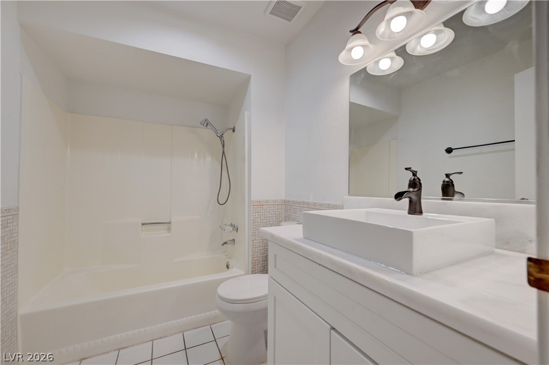 4245 Park Court Las Vegas NV 89110