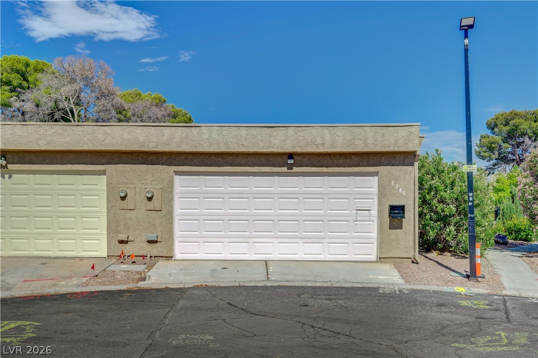 4245 Park Court Las Vegas NV 89110
