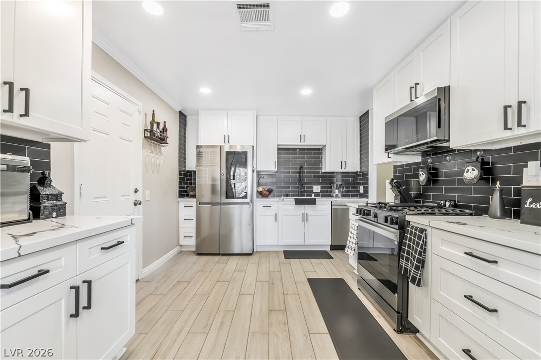 5574 Berchmans Avenue Las Vegas NV 89122