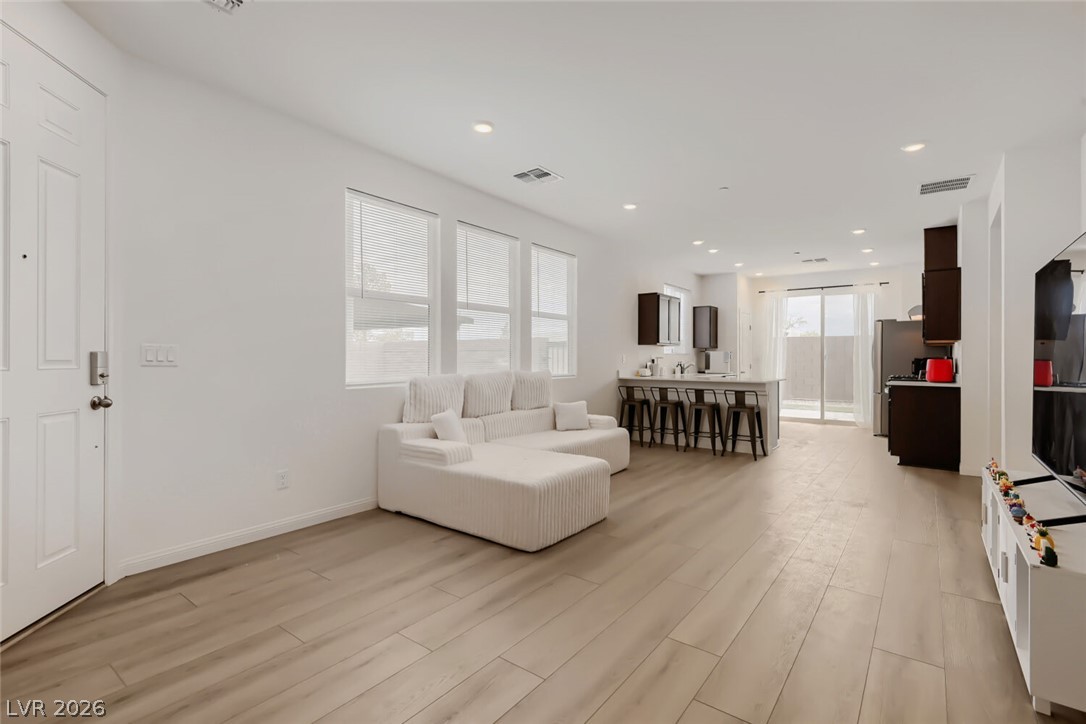 9576 Marsh Aster Street Las Vegas NV 89139