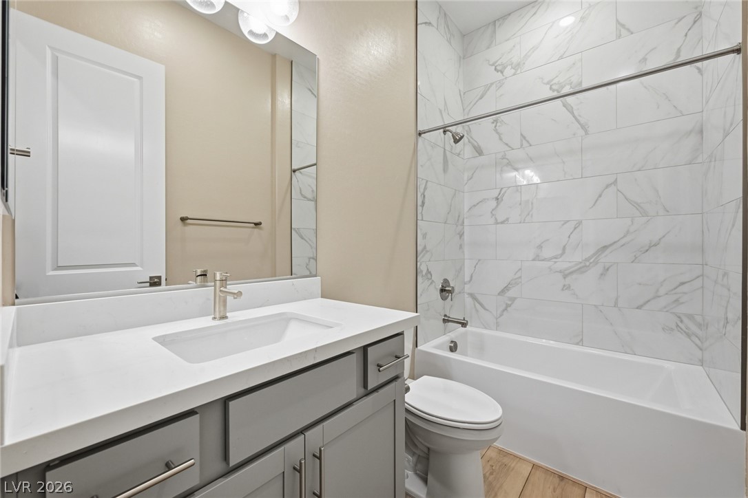 10103 Redwood Desert Drive Las Vegas NV 89143