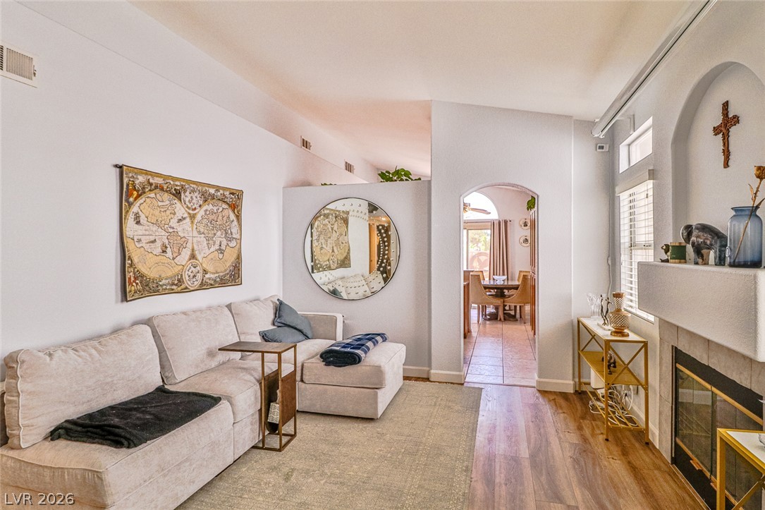 5334 Runningbrook Road Las Vegas NV 89120