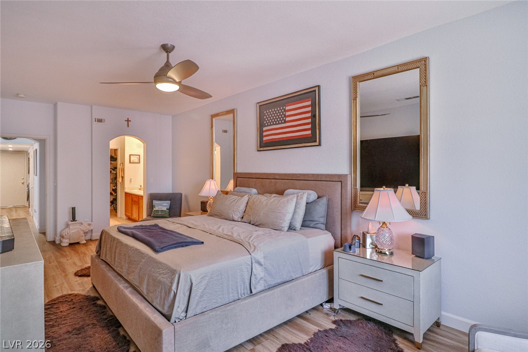 5334 Runningbrook Road Las Vegas NV 89120
