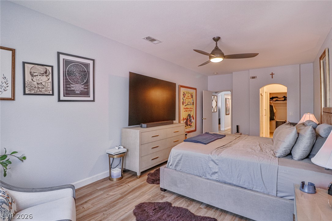5334 Runningbrook Road Las Vegas NV 89120
