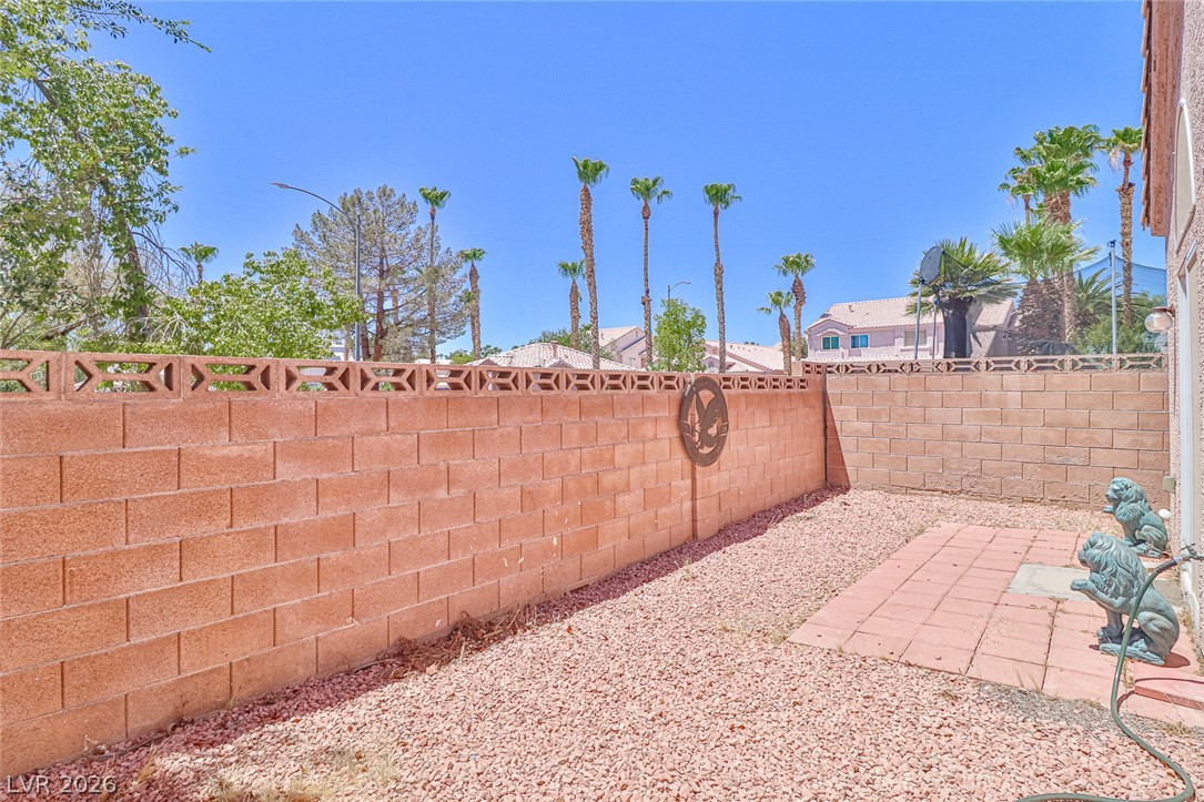 5334 Runningbrook Road Las Vegas NV 89120