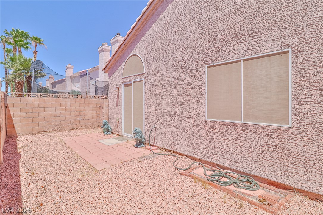 5334 Runningbrook Road Las Vegas NV 89120