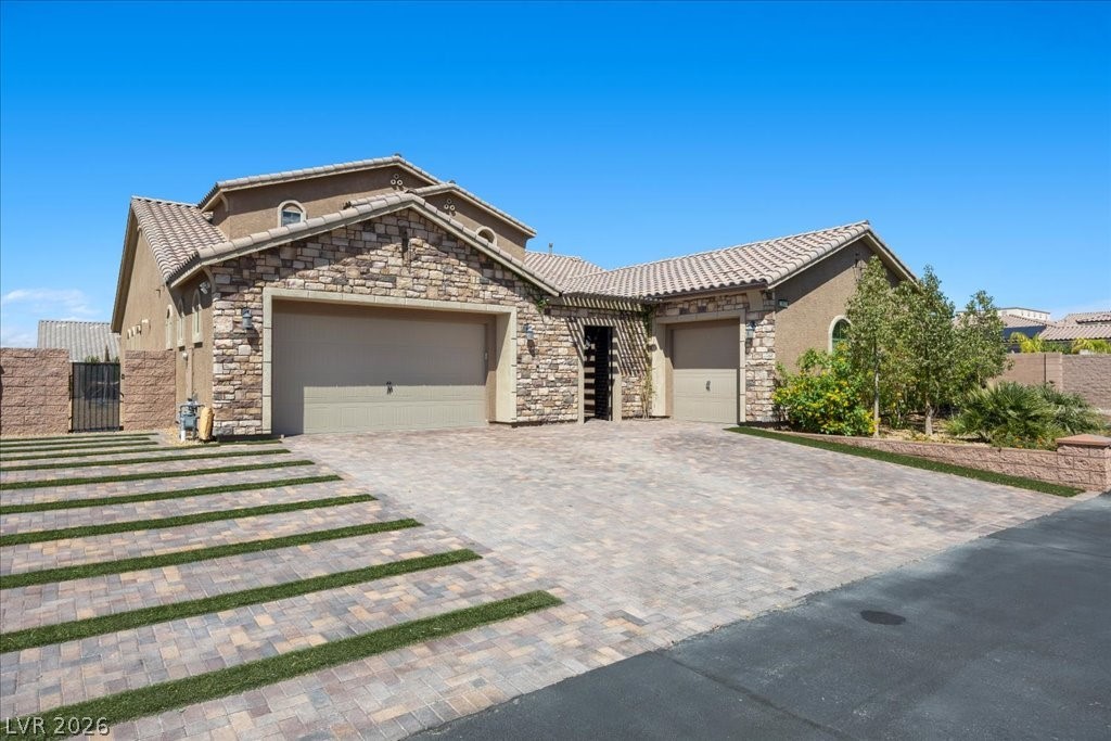 2803 Candelaria Drive Henderson NV 89074