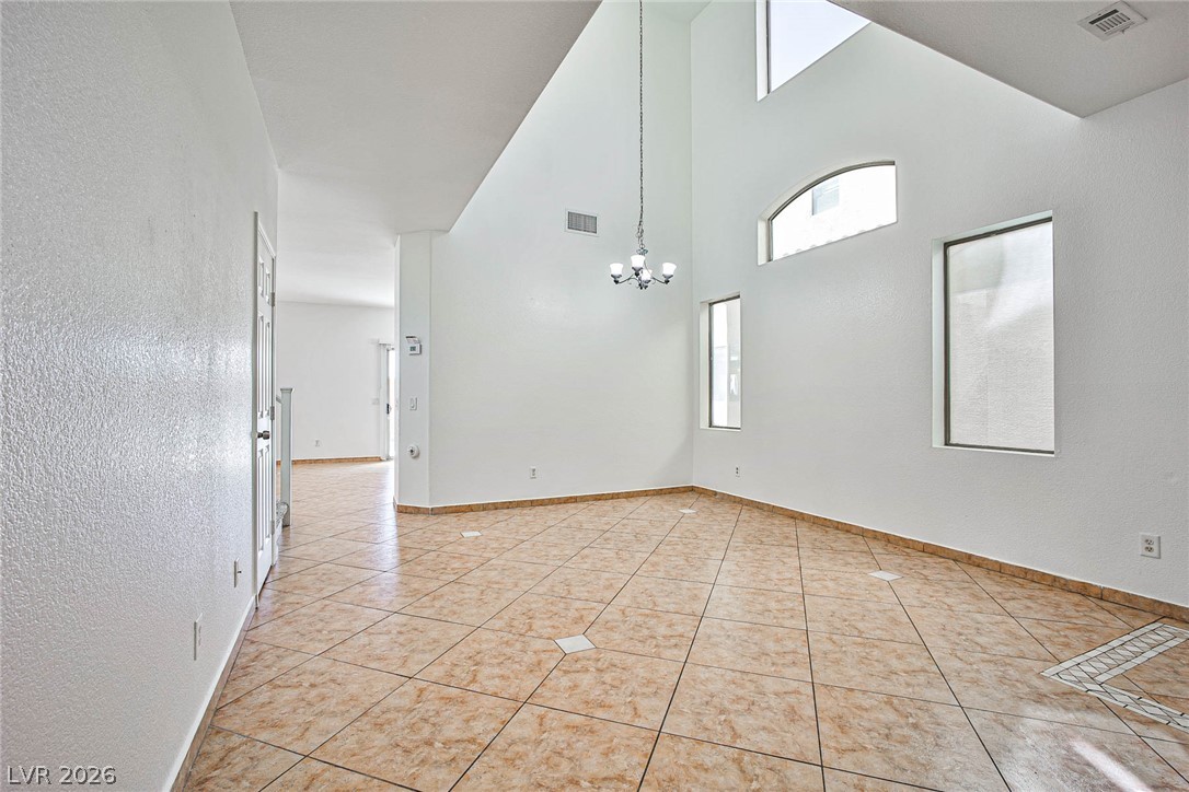 7647 Mocorito Avenue Las Vegas NV 89113