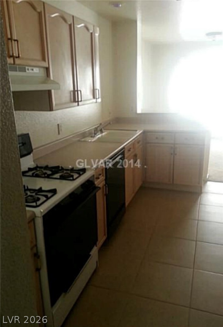 8453 Vast Horizon Avenue Las Vegas NV 89129
