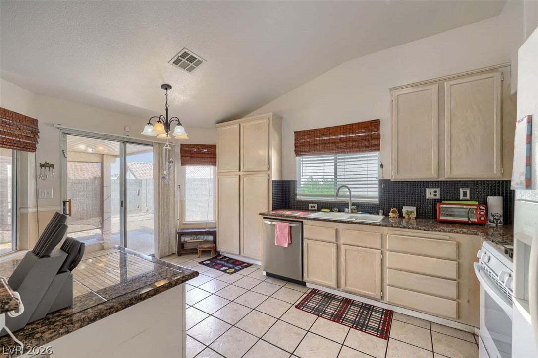 262 Lilium Street Henderson NV 89015
