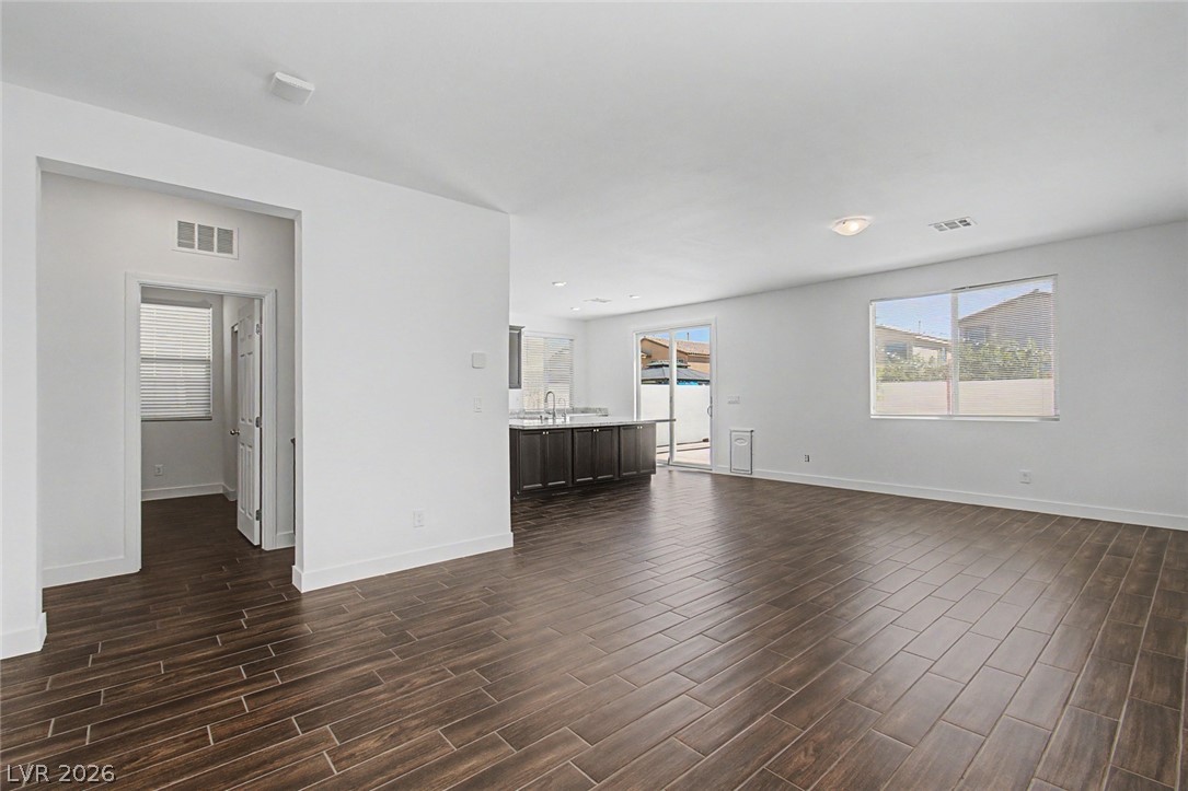 1013 Cliff Castle Avenue North Las Vegas NV 89081