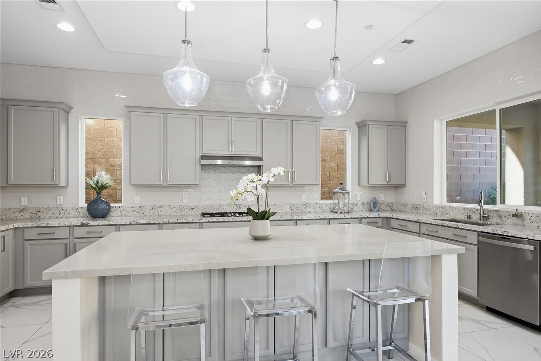 8 Vista Outlook Street Henderson NV 89011
