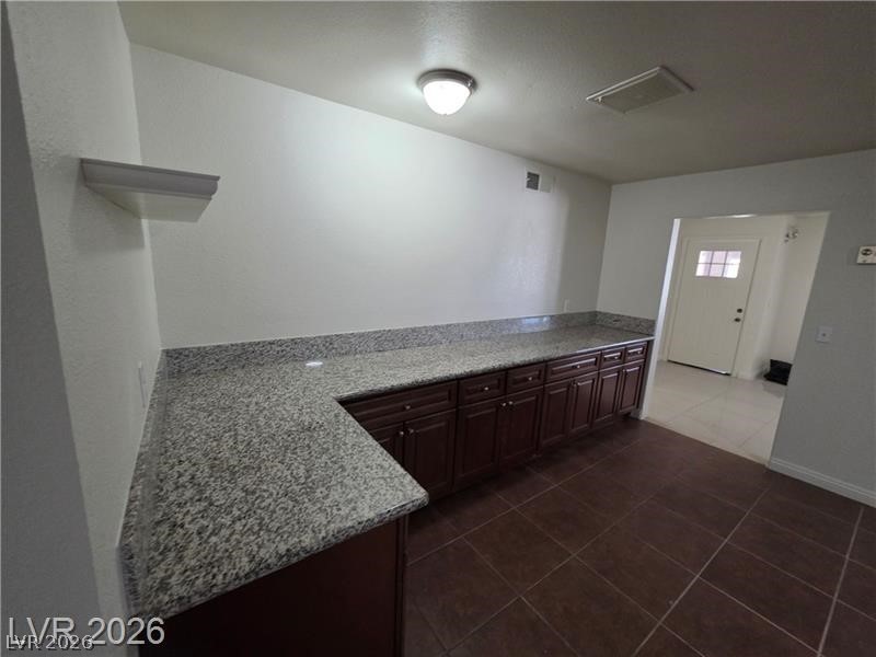 7184 Pleasant View Avenue Las Vegas NV 89147