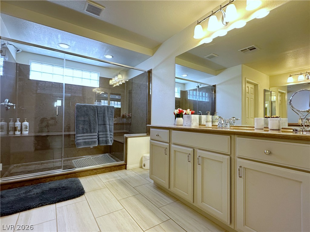 8573 Silver Coast Street Las Vegas NV 89139