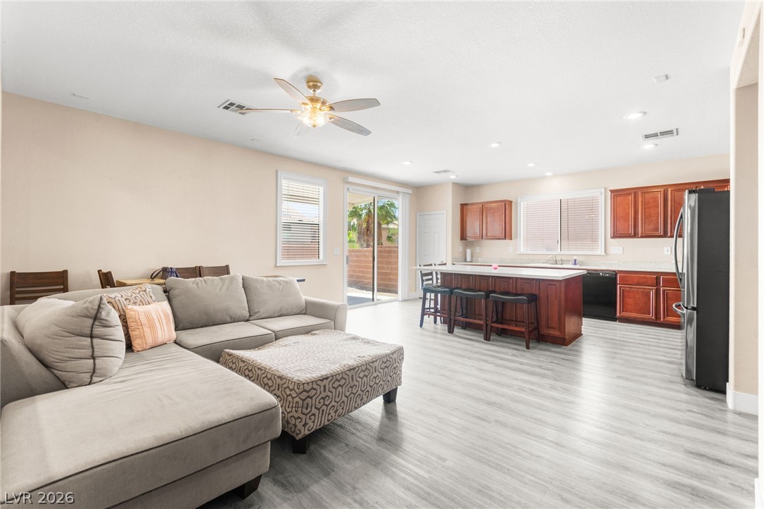 6728 Sand Swallow Street North Las Vegas NV 89084