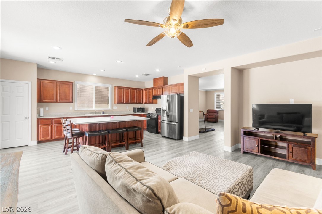 6728 Sand Swallow Street North Las Vegas NV 89084