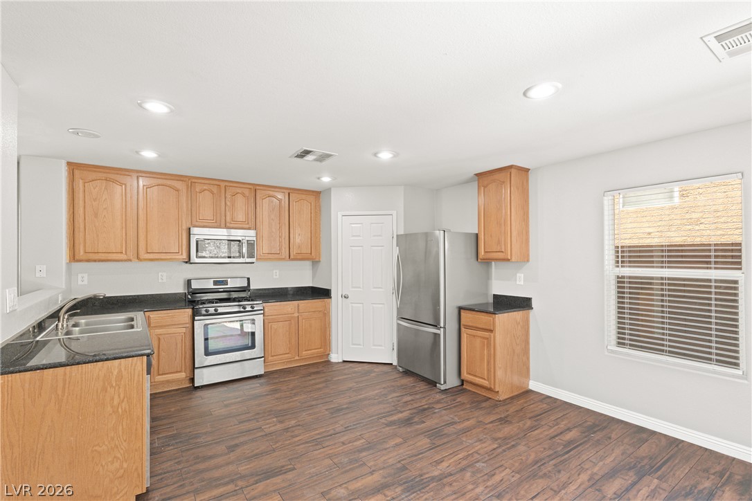 82 Wood Cliff Avenue Las Vegas NV 89183