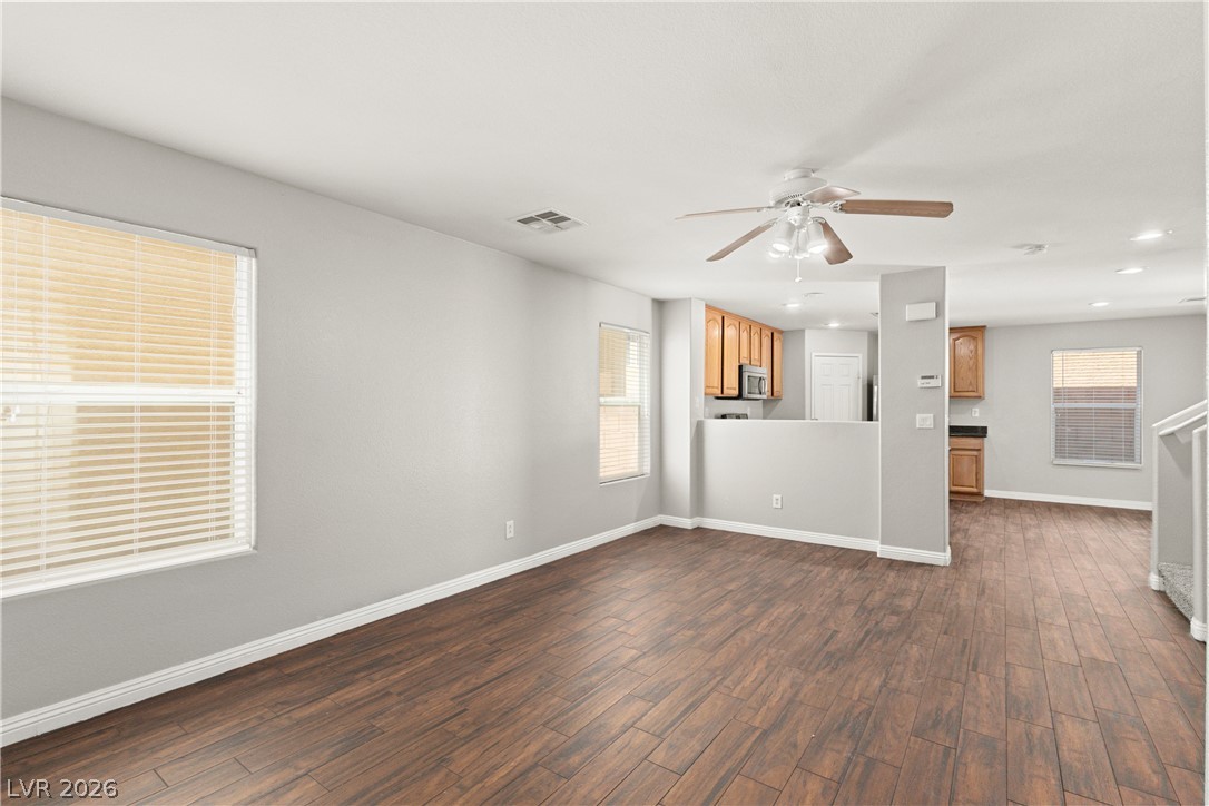82 Wood Cliff Avenue Las Vegas NV 89183