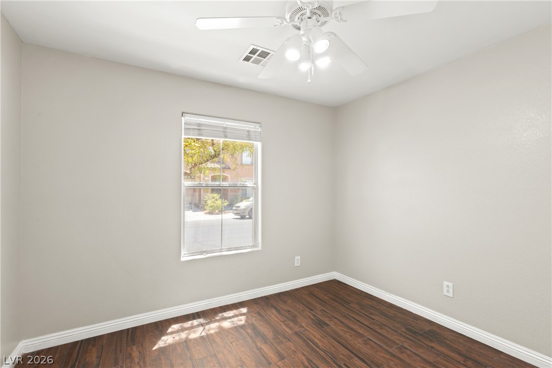 82 Wood Cliff Avenue Las Vegas NV 89183