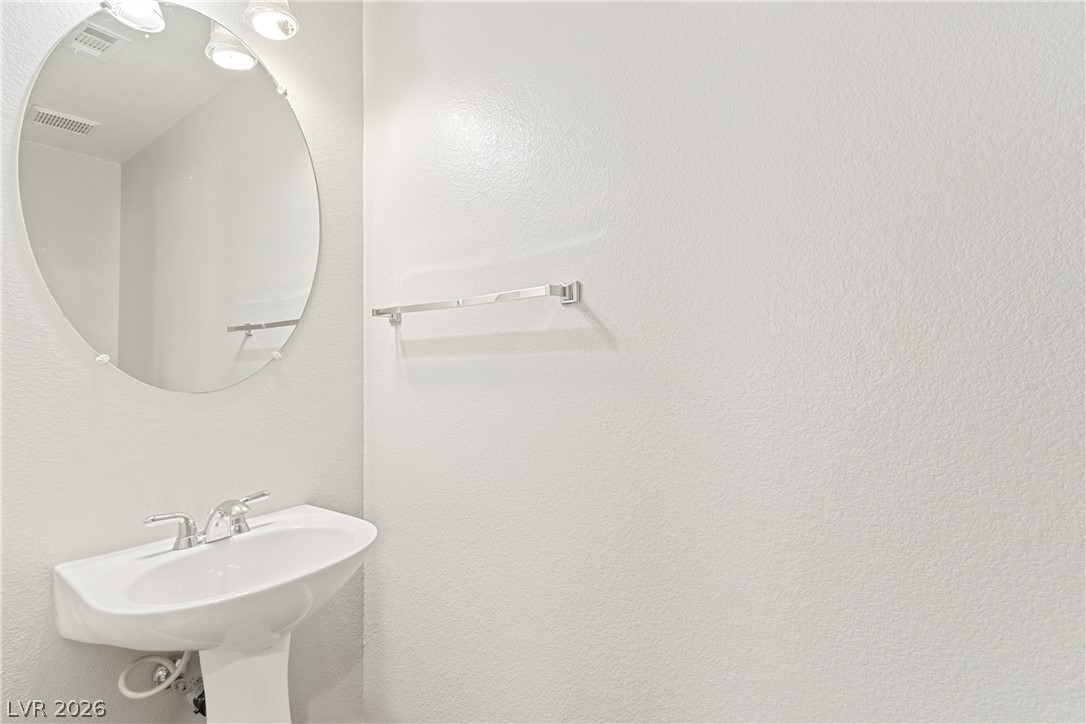 82 Wood Cliff Avenue Las Vegas NV 89183