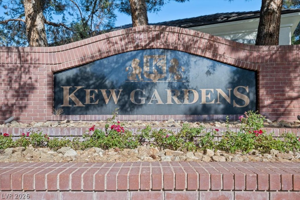 9521 Queen Charlotte Drive Las Vegas NV 89145