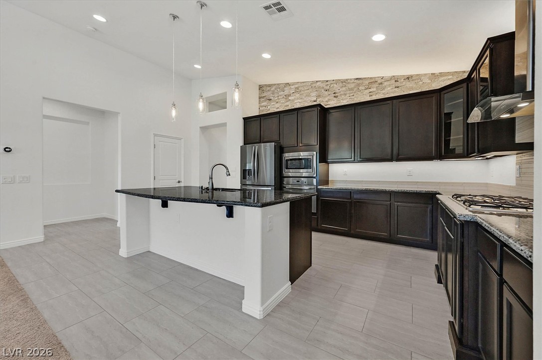 8013 Glimmerglass Avenue Las Vegas NV 89178