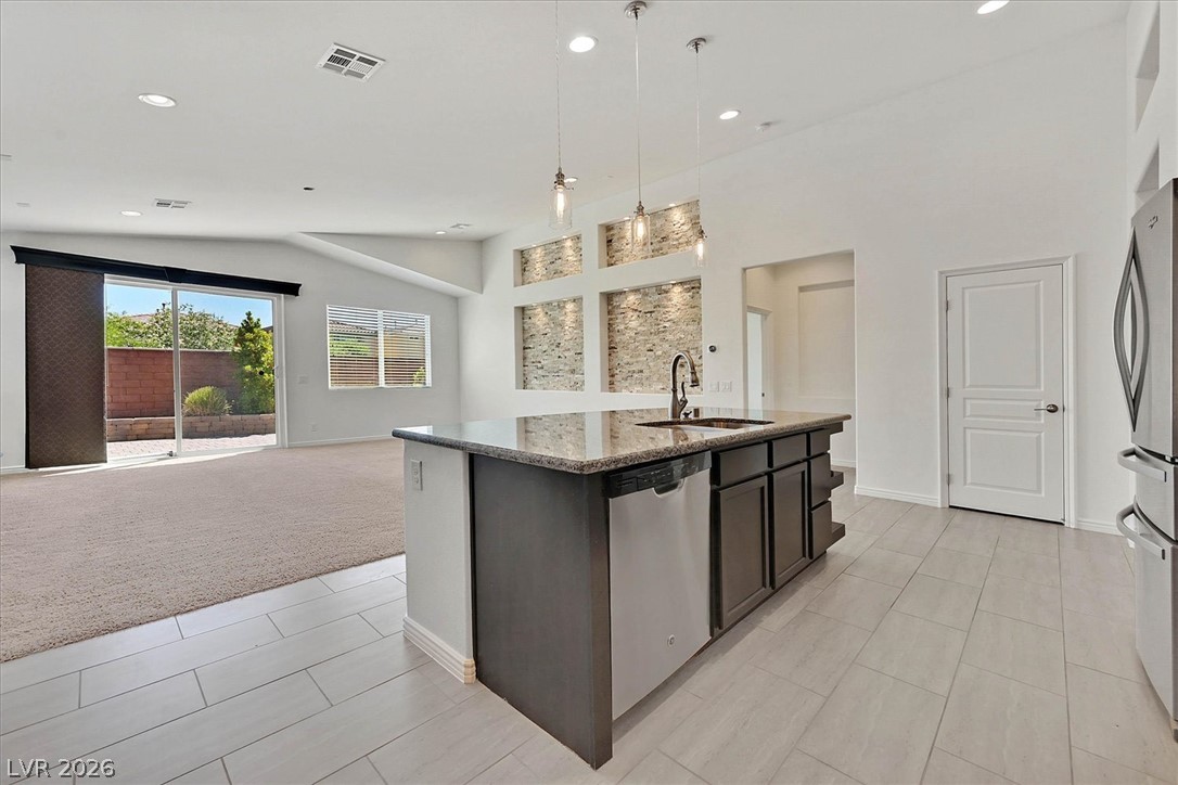 8013 Glimmerglass Avenue Las Vegas NV 89178