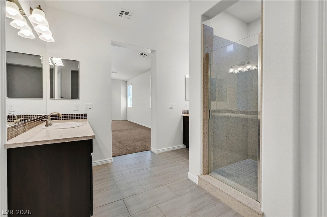 8013 Glimmerglass Avenue Las Vegas NV 89178
