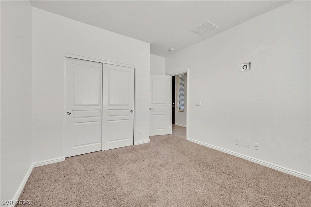 8013 Glimmerglass Avenue Las Vegas NV 89178