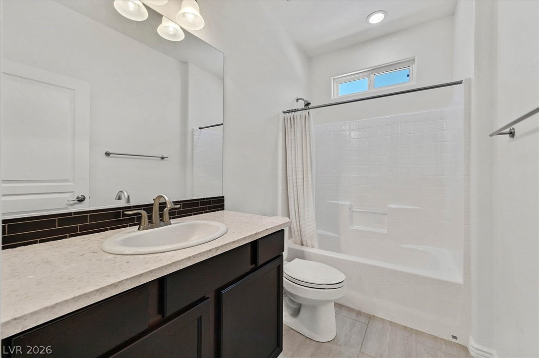 8013 Glimmerglass Avenue Las Vegas NV 89178