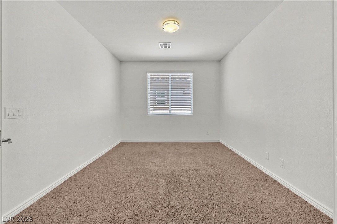 8013 Glimmerglass Avenue Las Vegas NV 89178