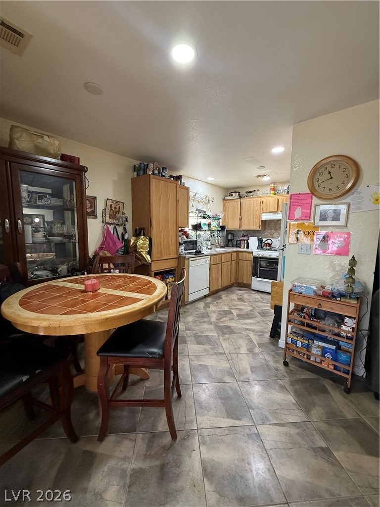 5324 Jungle Orchard Street North Las Vegas NV 89031