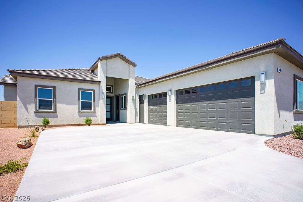 1860 Old West Avenue Pahrump NV 89048