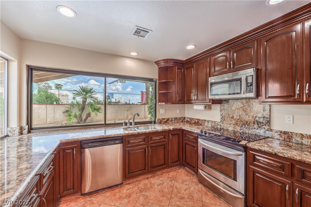 2617 Yardley Street Las Vegas NV 89102