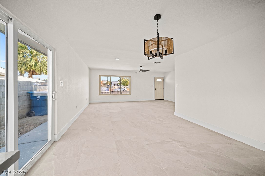 4378 Swandale Avenue Las Vegas NV 89121