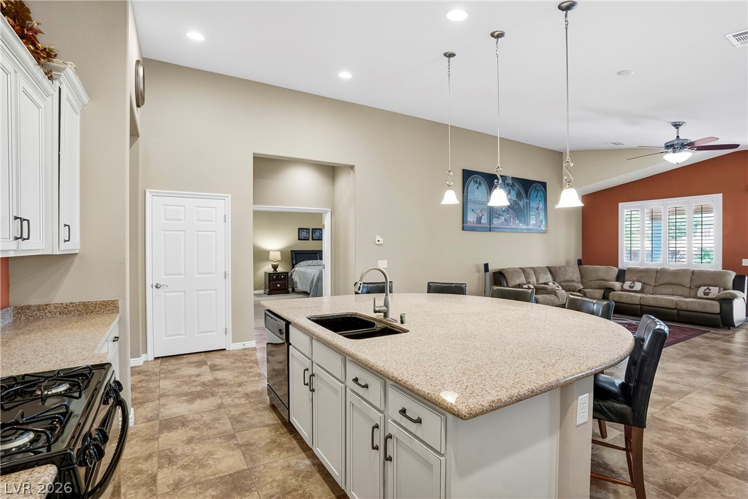 9834 River Trader Street Las Vegas NV 89178