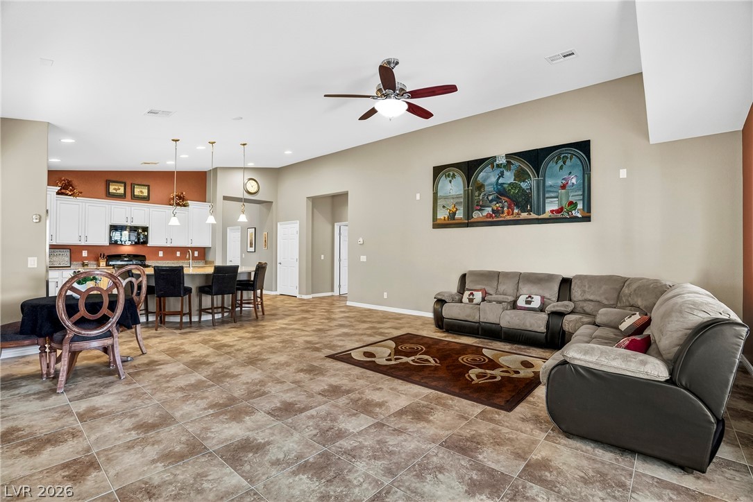 9834 River Trader Street Las Vegas NV 89178