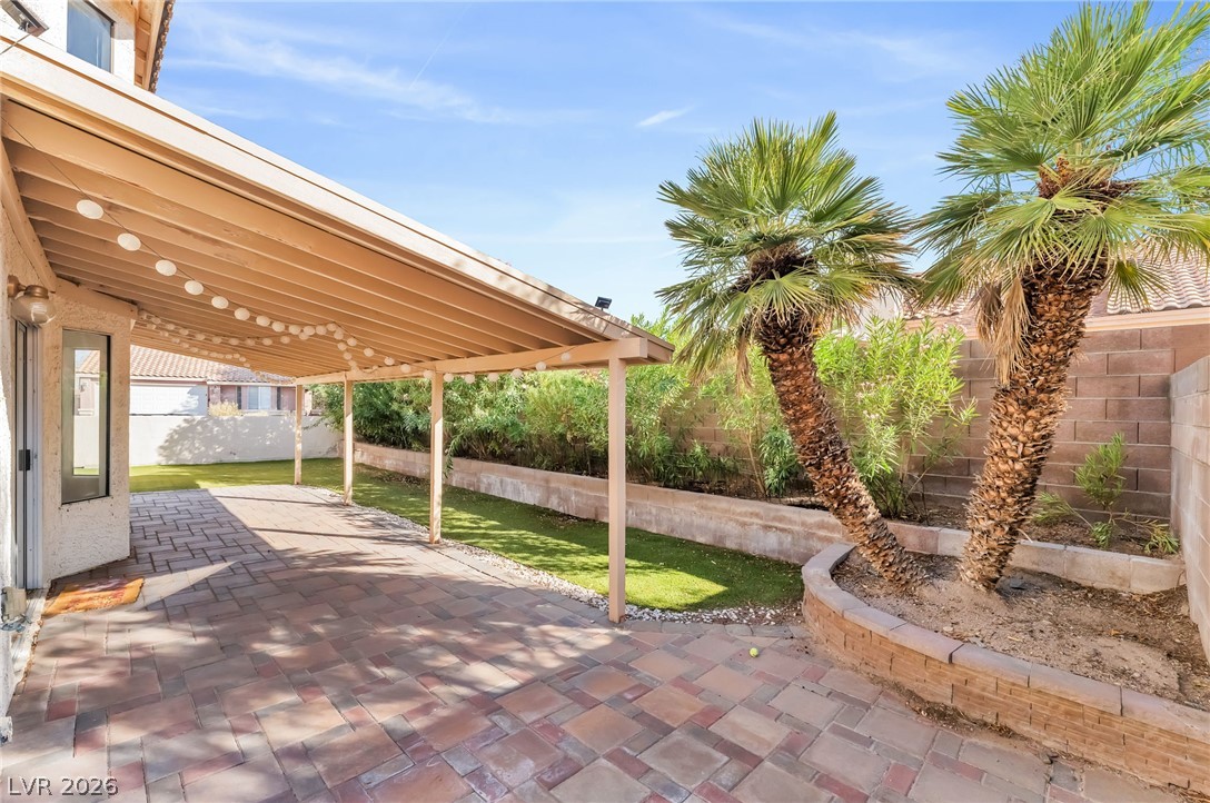 1402 Rim Fire Circle Henderson NV 89014