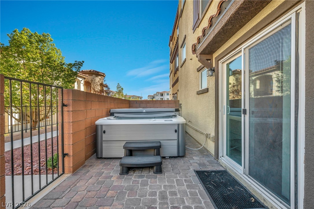 1525 Spiced Wine Avenue 24104 Henderson NV 89074