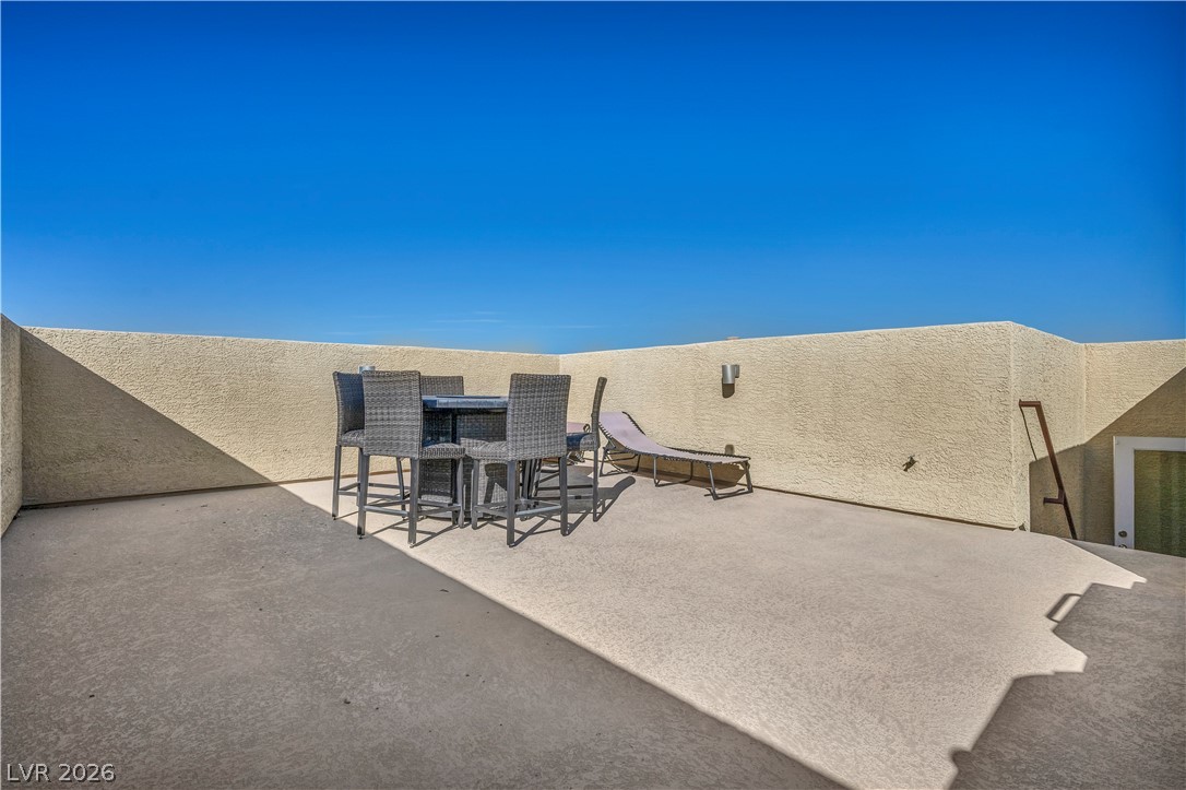1525 Spiced Wine Avenue 24104 Henderson NV 89074