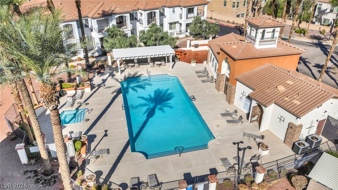 1525 Spiced Wine Avenue 24104 Henderson NV 89074