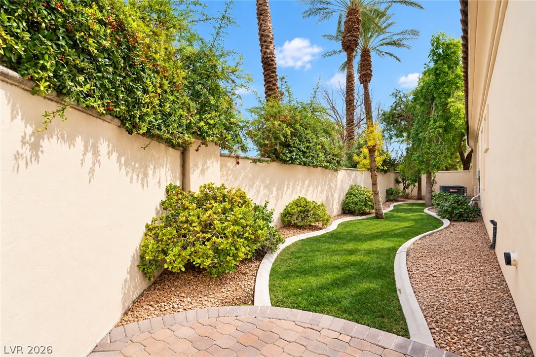 44 Caminito Amore Henderson NV 89011