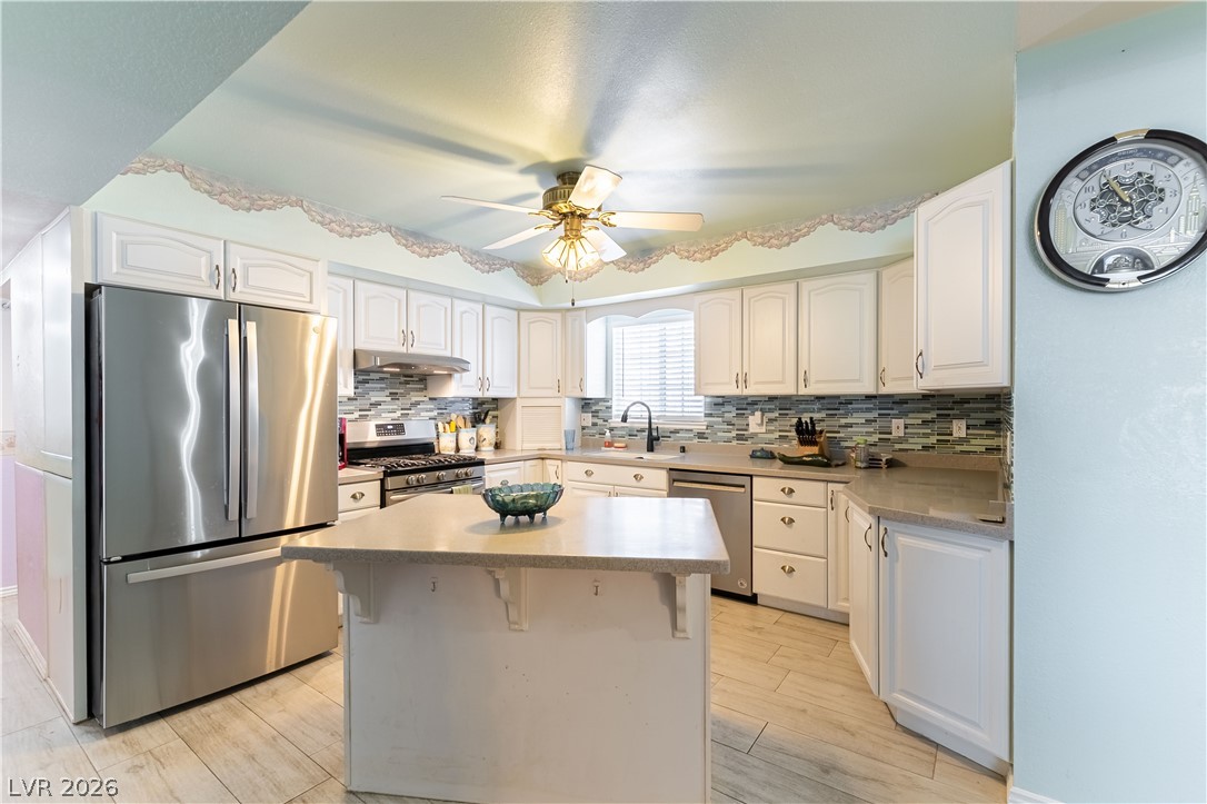 312 Redstone Street Las Vegas NV 89145