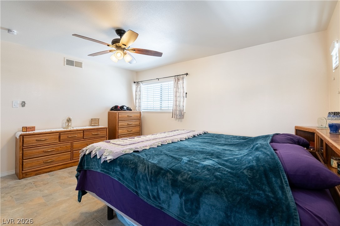 312 Redstone Street Las Vegas NV 89145