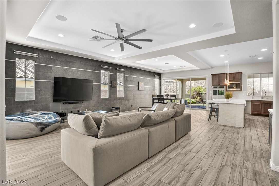 3985 Reyes Avenue Las Vegas NV 89141