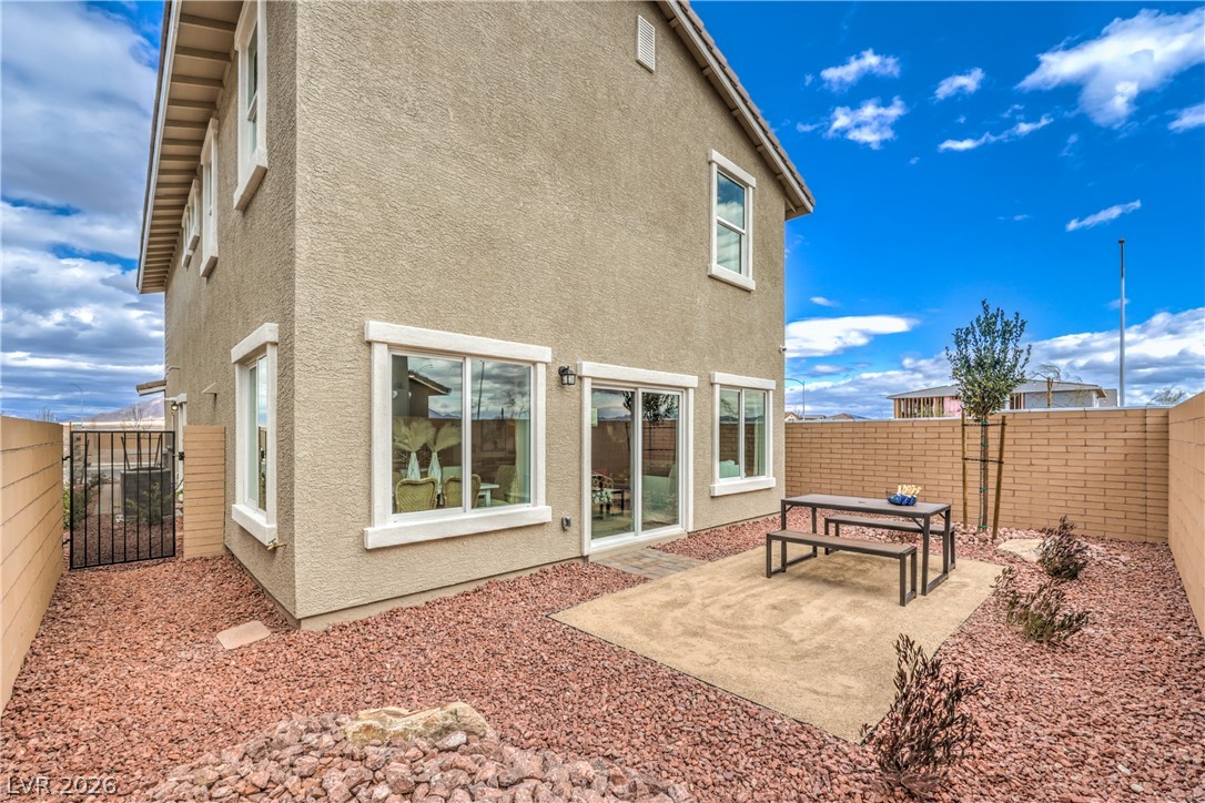 1204 Sun Parakeet Drive Henderson NV 89011