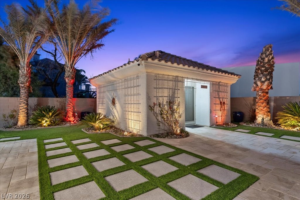 2204 Trident Maple Street Las Vegas NV 89117