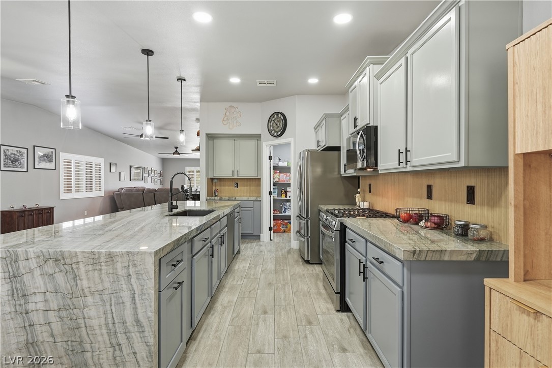8018 Rushmore Avenue Las Vegas NV 89131