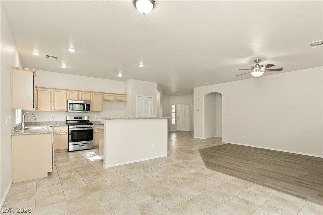 3530 Driving Range Street Las Vegas NV 89122